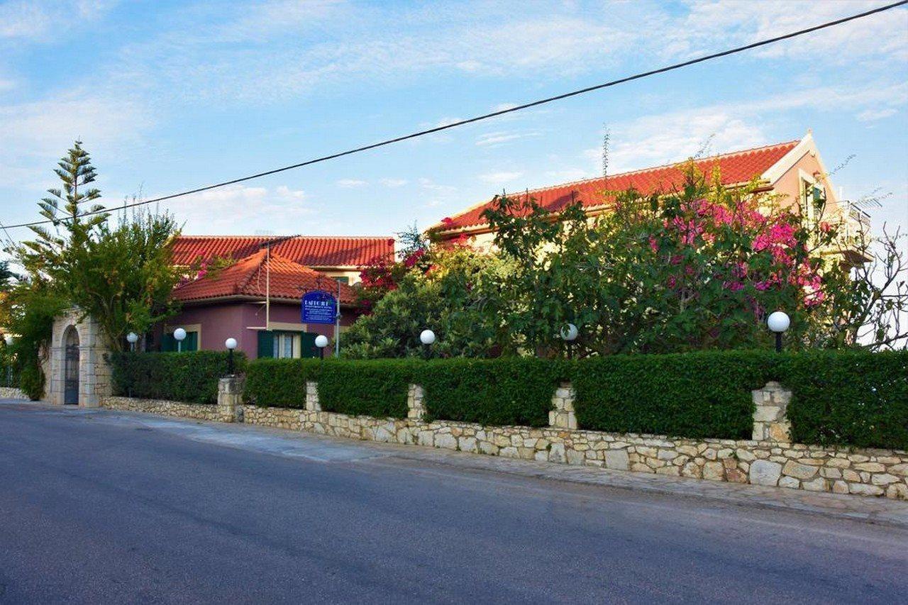 Dafnoudi Hotel Apartments Antipata  Extérieur photo