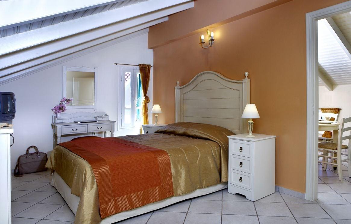 Dafnoudi Hotel Apartments Antipata  Extérieur photo