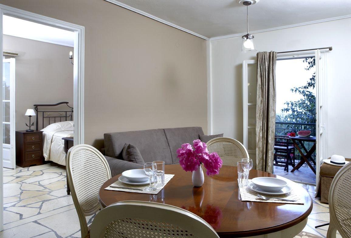 Dafnoudi Hotel Apartments Antipata  Extérieur photo