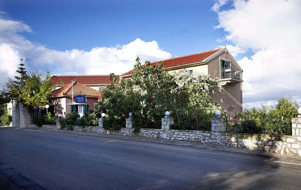 Dafnoudi Hotel Apartments Antipata  Extérieur photo