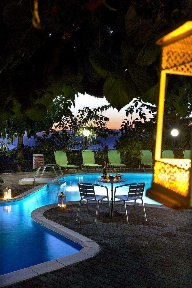 Dafnoudi Hotel Apartments Antipata  Extérieur photo